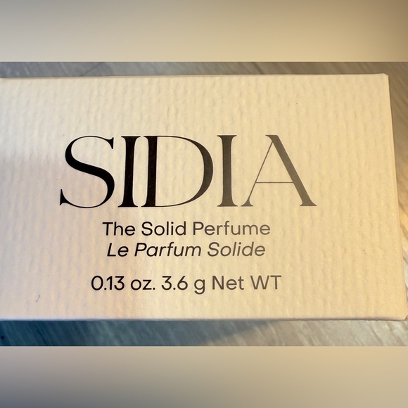 SIDIA Braless Solid Perfume 0.13 oz NIB | Luxury Solid Fragrance | Vanilla Musk - Picture 10 of 10